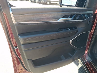 2024 Jeep Wagoneer L Series II 4x4