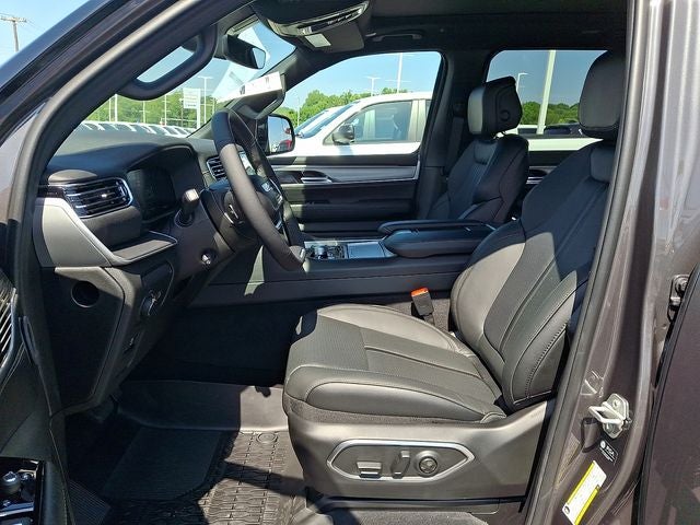 2026 Jeep Grand Wagoneer GRAND WAGONEER UPLAND 4X4