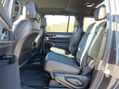 2026 Jeep Grand Wagoneer GRAND WAGONEER LIMITED RESERVE 4X4