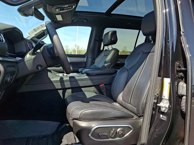 2024 Jeep Wagoneer Series II Carbide 4x4