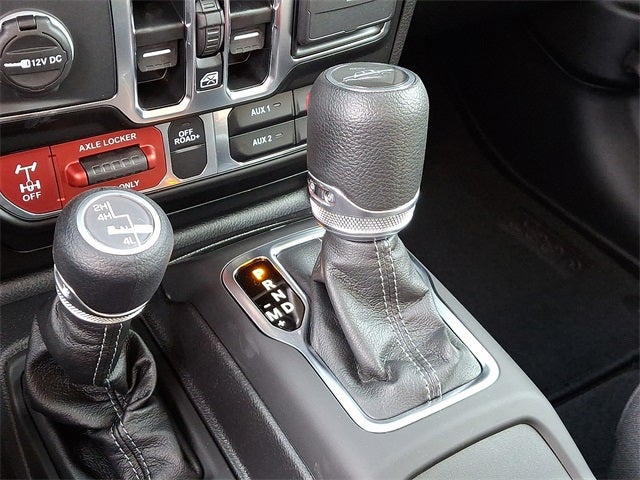 2025 Jeep Gladiator GLADIATOR MOJAVE 4X4