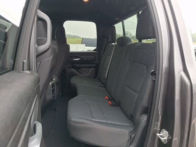 2026 RAM 1500 RAM 1500 EXPRESS QUAD CAB 4X4 6'4' BOX