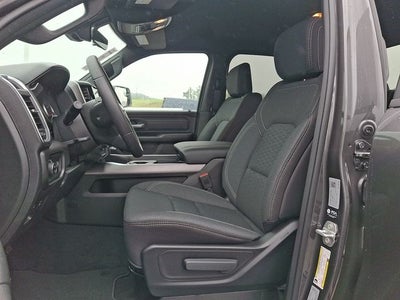 2026 RAM 1500 RAM 1500 EXPRESS QUAD CAB 4X4 6'4' BOX