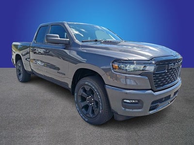 2026 RAM 1500 RAM 1500 EXPRESS QUAD CAB 4X4 6'4' BOX