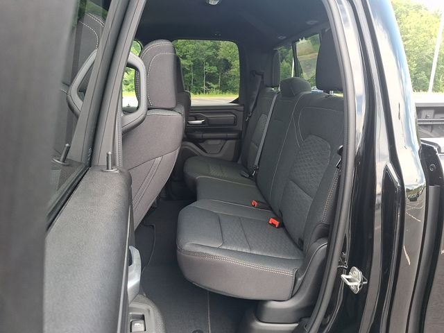 2026 RAM 1500 RAM 1500 EXPRESS QUAD CAB 4X4 6'4' BOX