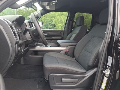 2026 RAM 1500 RAM 1500 EXPRESS QUAD CAB 4X4 6'4' BOX