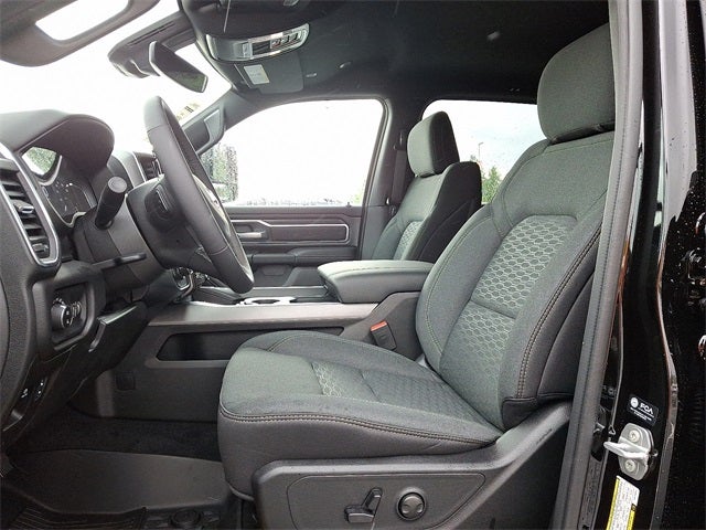 2025 RAM 1500 RAM 1500 BIG HORN CREW CAB 4X4 5'7' BOX