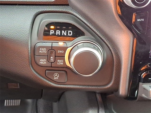 2025 RAM 1500 RAM 1500 BIG HORN CREW CAB 4X4 5'7' BOX