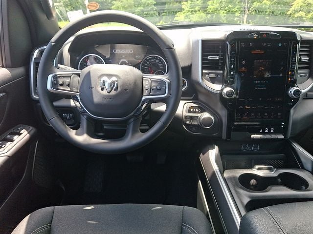 2025 RAM 1500 Big Horn Crew Cab 4x4 5'7' Box