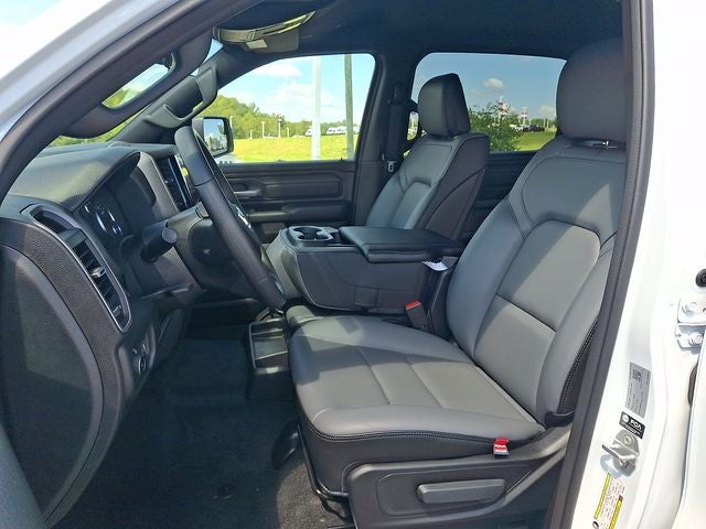 2026 RAM 1500 RAM 1500 TRADESMAN CREW CAB 4X4 5'7' BOX