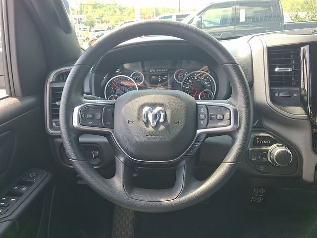 2026 RAM 1500 RAM 1500 TRADESMAN CREW CAB 4X4 5'7' BOX