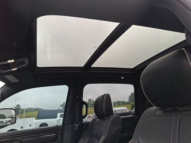 2023 RAM 1500 Limited Crew Cab 4x4 5'7' Box