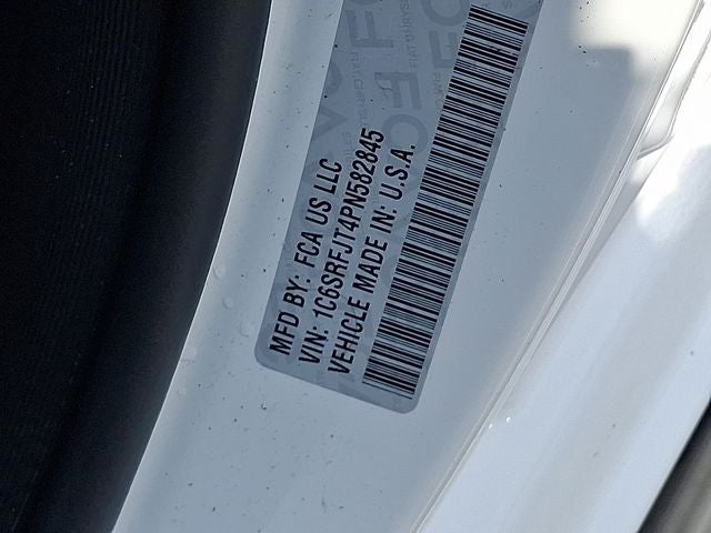 2023 RAM 1500 Laramie Crew Cab 4x4 5'7' Box