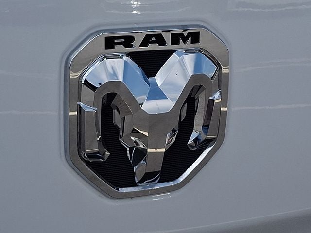 2023 RAM 1500 Laramie Crew Cab 4x4 5'7' Box
