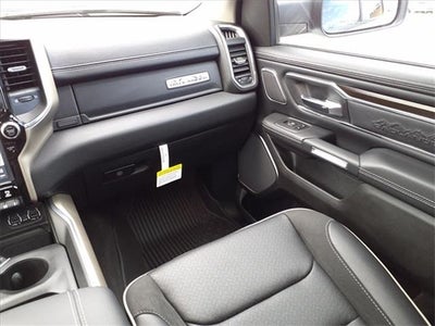 2022 RAM 1500 RAM 1500 LARAMIE CREW CAB 4X4 5'7' BOX