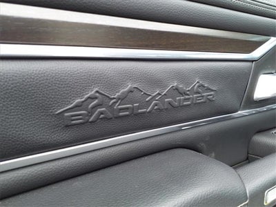 2022 RAM 1500 RAM 1500 LARAMIE CREW CAB 4X4 5'7' BOX