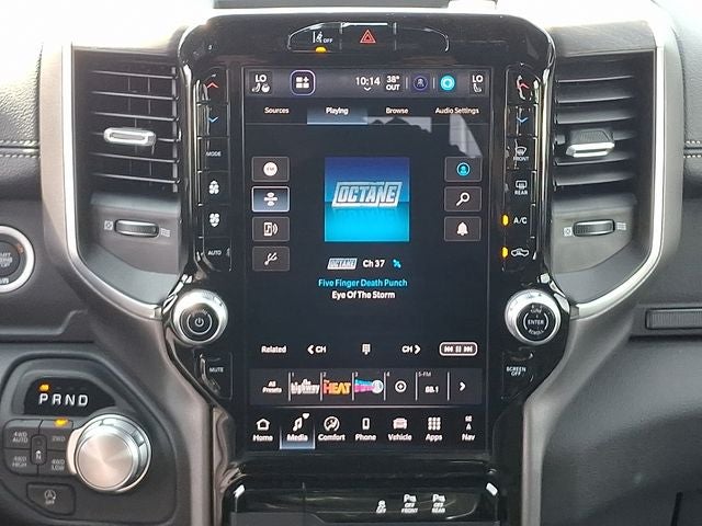 2026 RAM 1500 RAM 1500 LARAMIE CREW CAB 4X4 5'7' BOX
