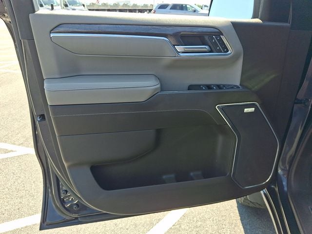 2023 Chevrolet Silverado 1500 4WD Crew Cab Short Bed LTZ
