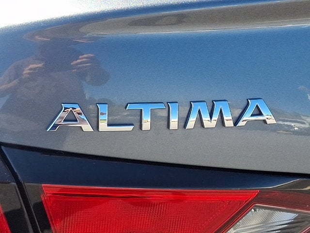 2020 Nissan Altima SR FWD