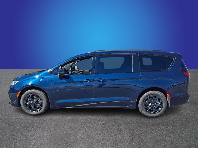 2024 Chrysler Pacifica Hybrid Premium S Appearance Pkg