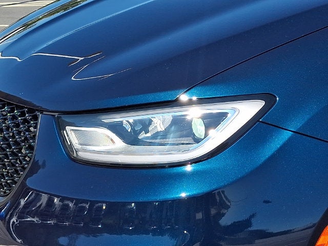 2024 Chrysler Pacifica Hybrid Premium S Appearance Pkg