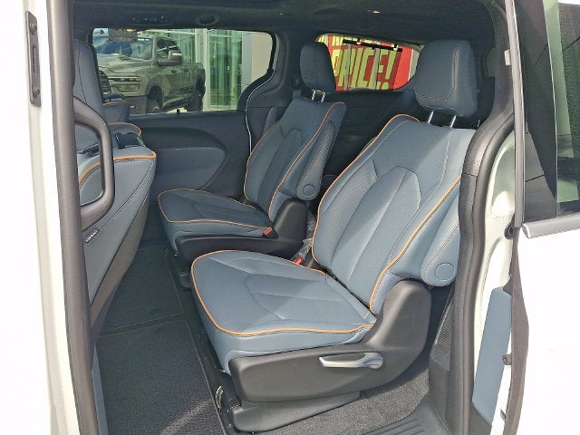 2027 Chrysler Pacifica Pinnacle