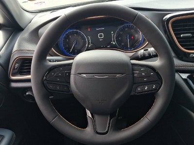 2027 Chrysler Pacifica Pinnacle