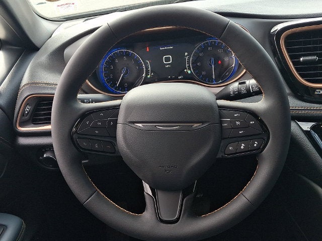 2027 Chrysler Pacifica Pinnacle