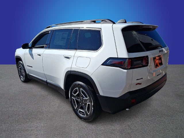 2027 Jeep Cherokee CHEROKEE LAREDO 4X4
