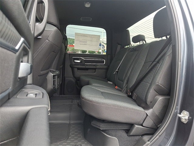 2025 RAM 3500 RAM 3500 BIG HORN CREW CAB 4X4 6'4' BOX