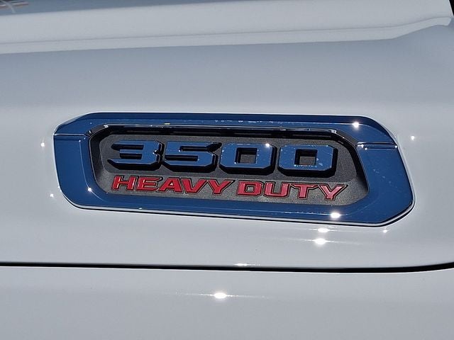 2026 RAM 3500 RAM 3500 TRADESMAN CREW CAB 4X4 8' BOX