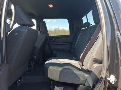 2026 RAM 2500 RAM 2500 BLACK EXPRESS CREW CAB 4X4 6'4' BOX