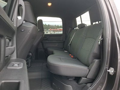 2026 RAM 2500 RAM 2500 BLACK EXPRESS CREW CAB 4X4 6'4' BOX