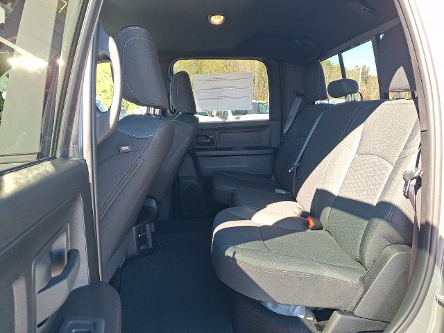 2027 RAM 2500 RAM 2500 BLACK EXPRESS CREW CAB 4X4 6'4' BOX