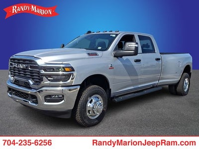 2026 RAM 3500 RAM 3500 TRADESMAN CREW CAB 4X4 8' BOX