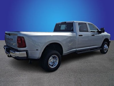 2026 RAM 3500 RAM 3500 TRADESMAN CREW CAB 4X4 8' BOX