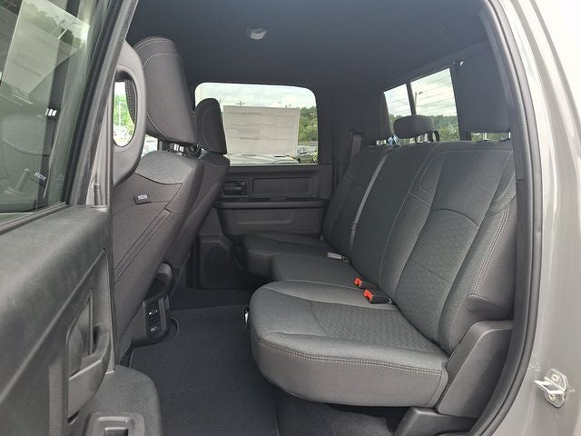 2026 RAM 3500 RAM 3500 TRADESMAN CREW CAB 4X4 8' BOX