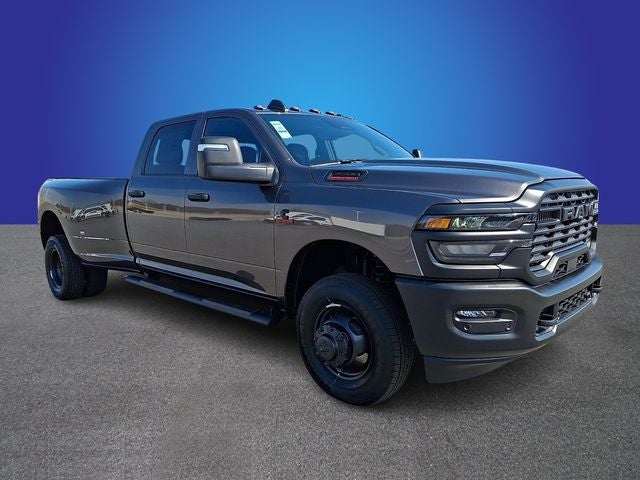 2026 RAM 3500 RAM 3500 TRADESMAN CREW CAB 4X4 8' BOX