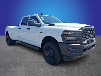2026 RAM 3500 RAM 3500 TRADESMAN CREW CAB 4X4 8' BOX