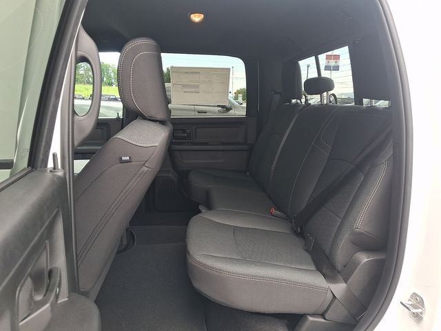 2026 RAM 3500 RAM 3500 TRADESMAN CREW CAB 4X4 8' BOX
