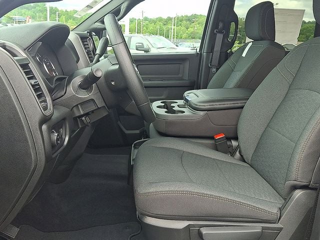 2026 RAM 3500 RAM 3500 TRADESMAN CREW CAB 4X4 8' BOX