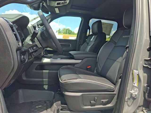 2026 RAM 3500 RAM 3500 LARAMIE CREW CAB 4X4 8' BOX