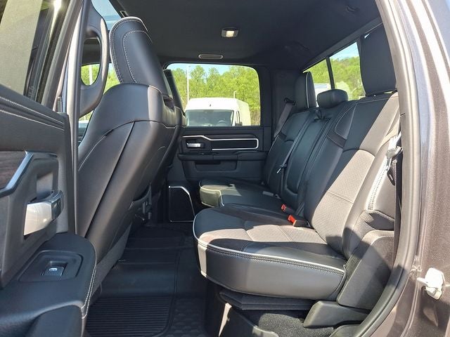 2026 RAM 3500 Laramie Crew Cab 4x4 8' Box