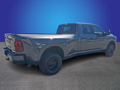 2026 RAM 3500 Laramie Crew Cab 4x4 8' Box