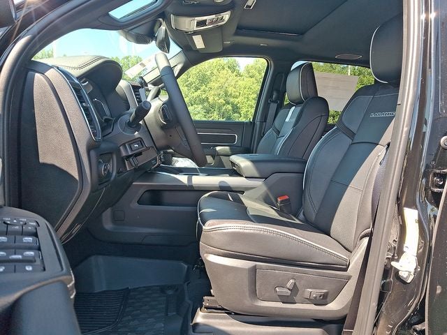 2026 RAM 3500 RAM 3500 LARAMIE CREW CAB 4X4 8' BOX