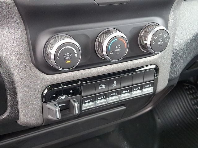 2024 RAM 2500 Tradesman Regular Cab 4x4 8' Box