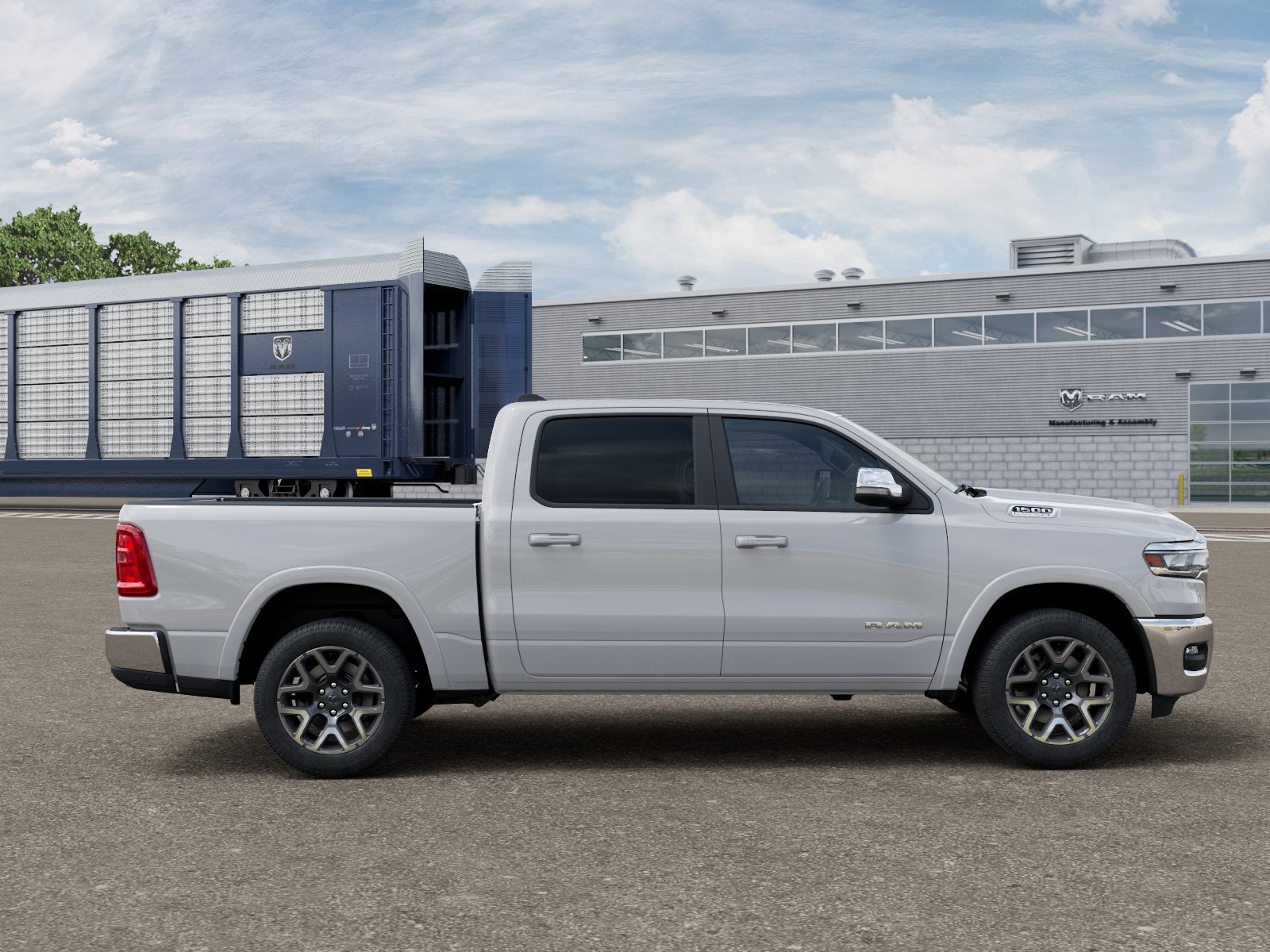 2026 RAM 1500 RAM 1500 LARAMIE CREW CAB 4X2 5'7' BOX