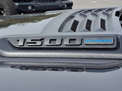 2027 RAM 1500 RAM 1500 EXPRESS CREW CAB 4X4 5'7' BOX