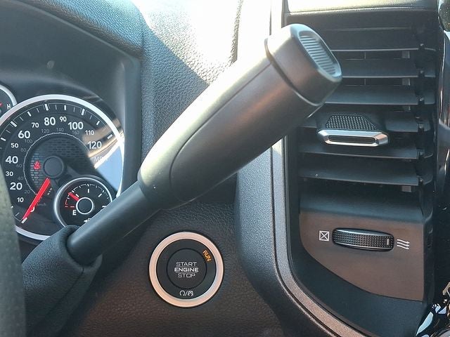 2026 RAM 2500 RAM 2500 TRADESMAN CREW CAB 4X2 6'4' BOX