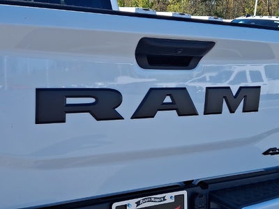 2027 RAM 2500 RAM 2500 BLACK EXPRESS CREW CAB 4X4 6'4' BOX